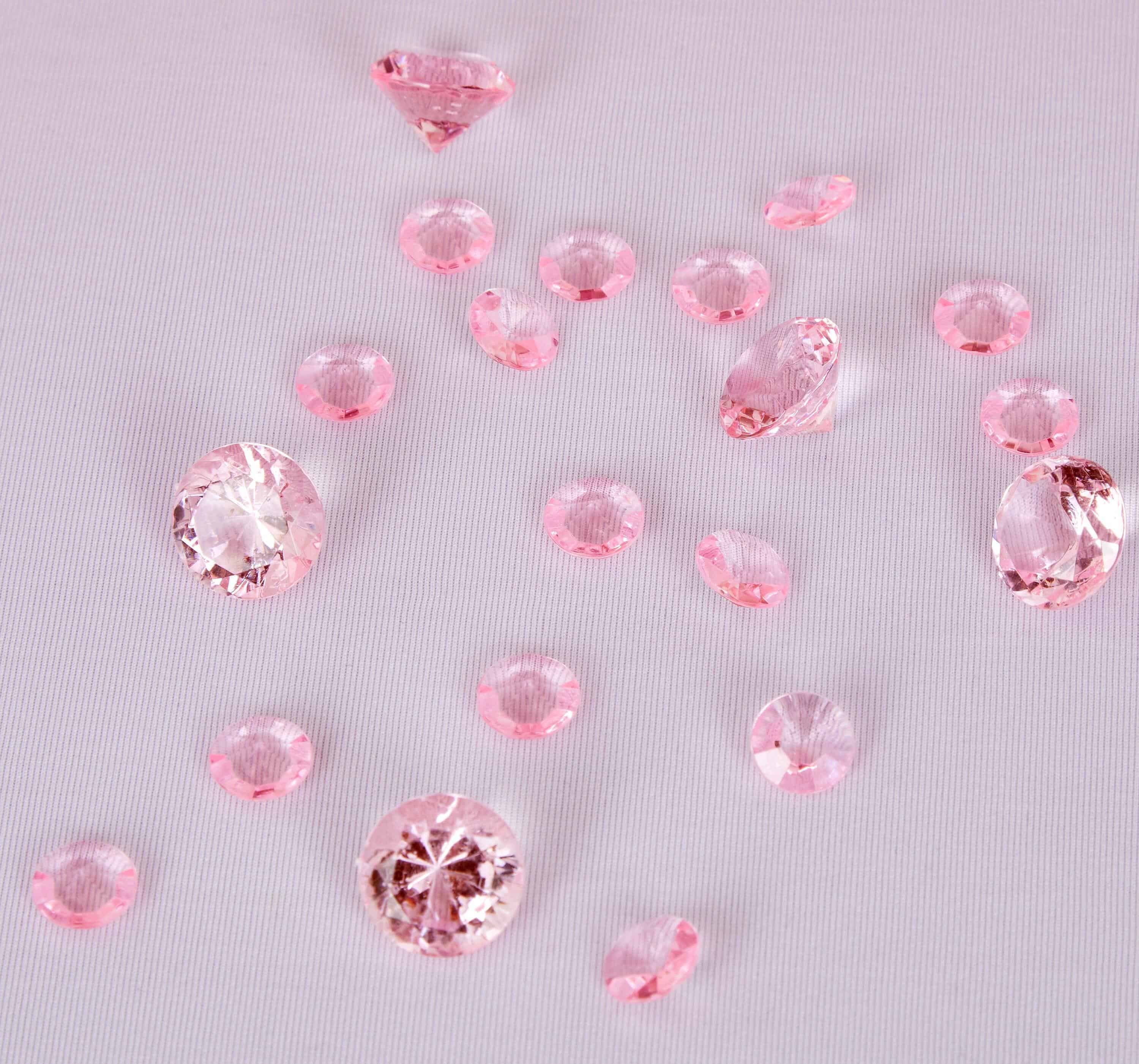 Pink diamond confetti