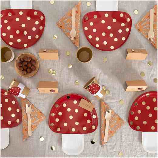 Toadstool Paper Plates