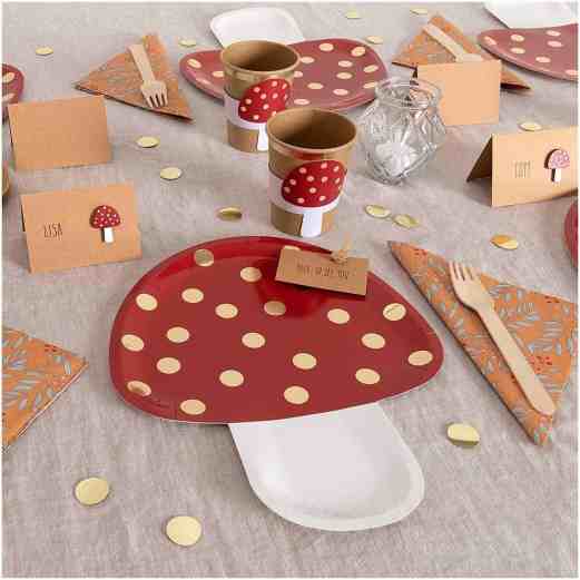 Toadstool Paper Plates