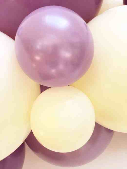 Purple and pastel yellow balloon detail