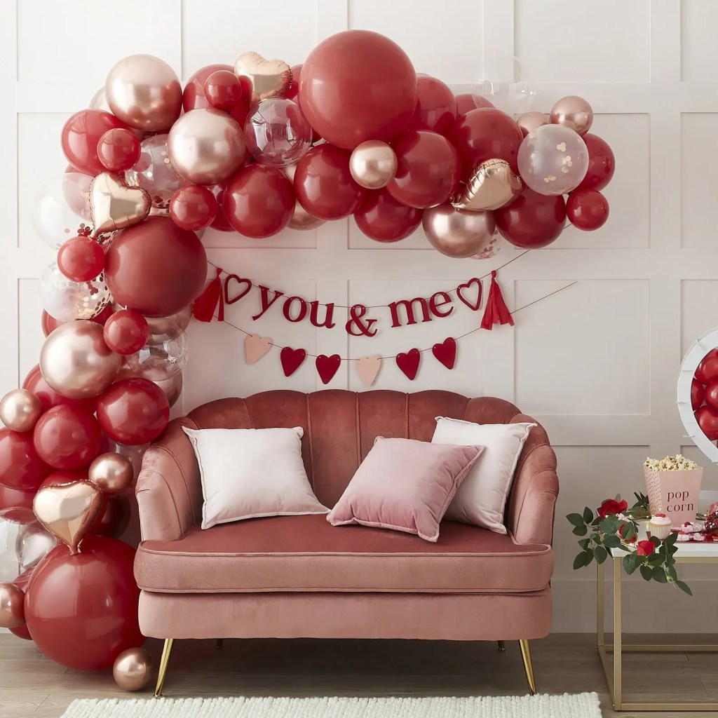 10 Valentine's Day Decorations Ideas