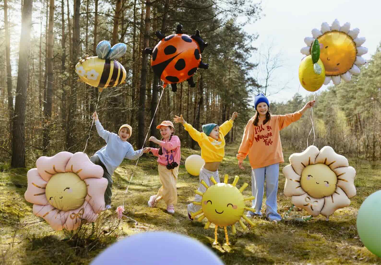 Walking Sun Foil Balloon
